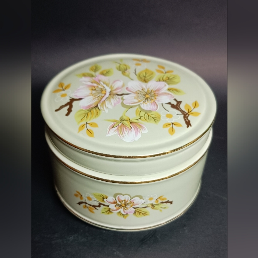 Sadler Trinket Box Ceramic Apple Blossom Hand Painted Made in England Vintage